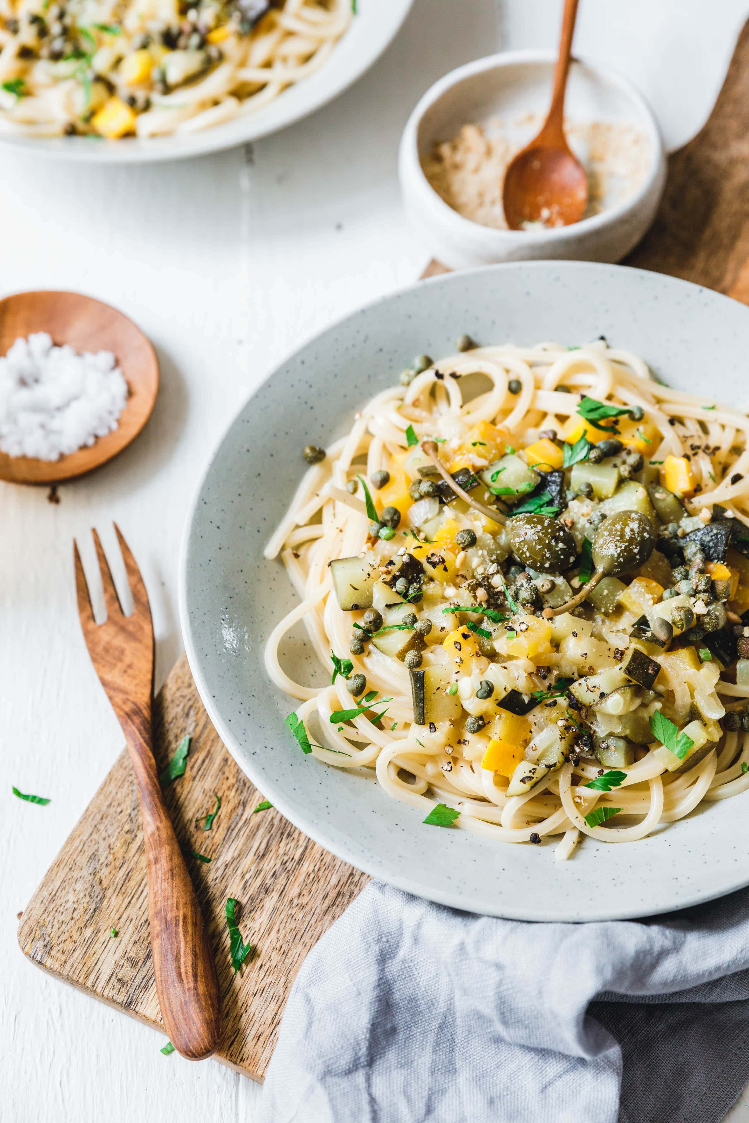 Spaghetti mit cremigem Zucchini-Ragout · Eat this! Foodblog für gesunde ...