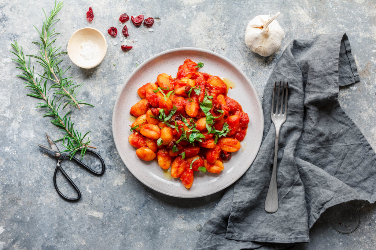Gnocchi mit scharfer Tomaten-Cranberry-Sauce · Eat this! Foodblog ...