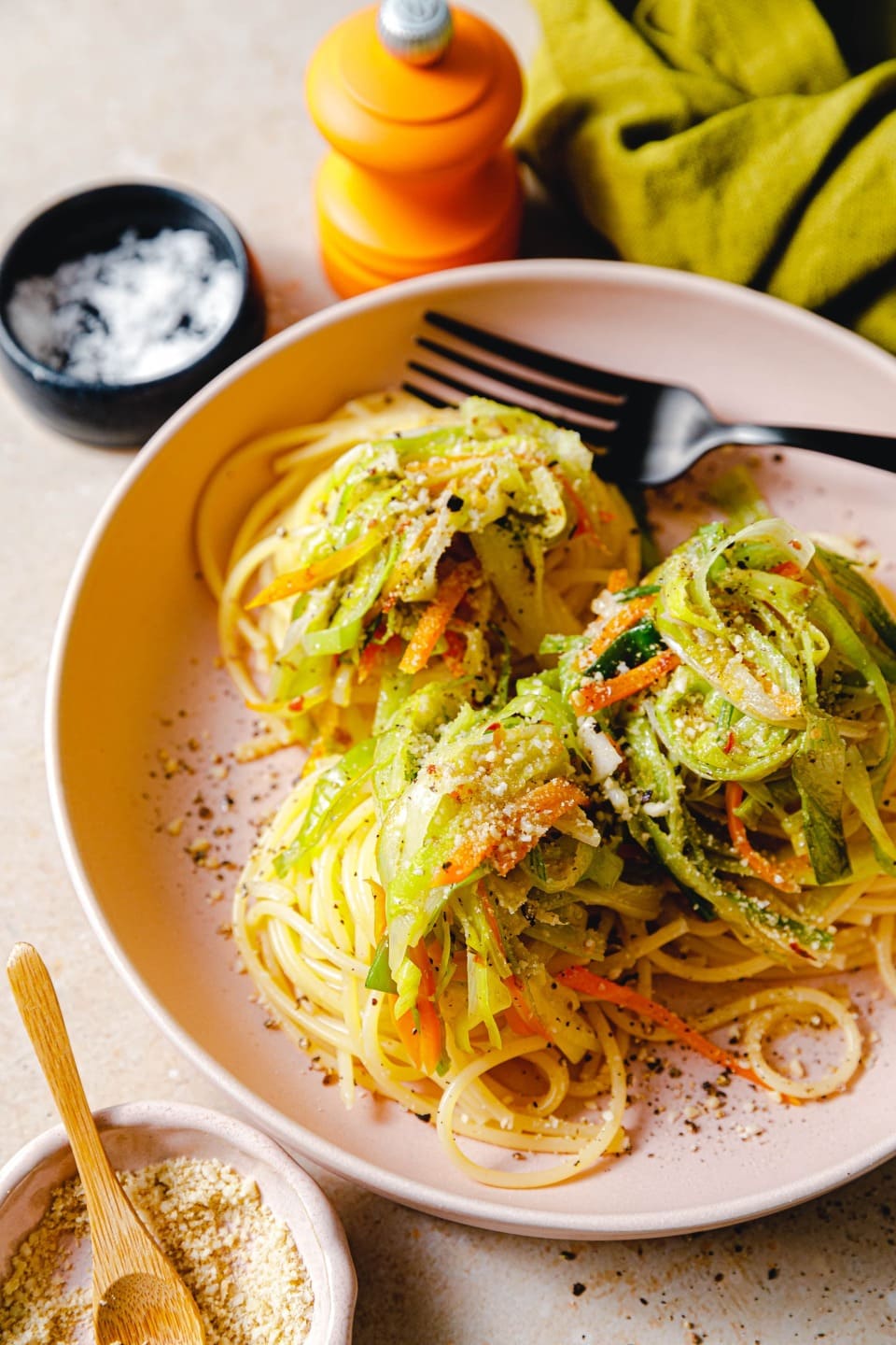 Lauchspaghetti – Spaghetti con Porro