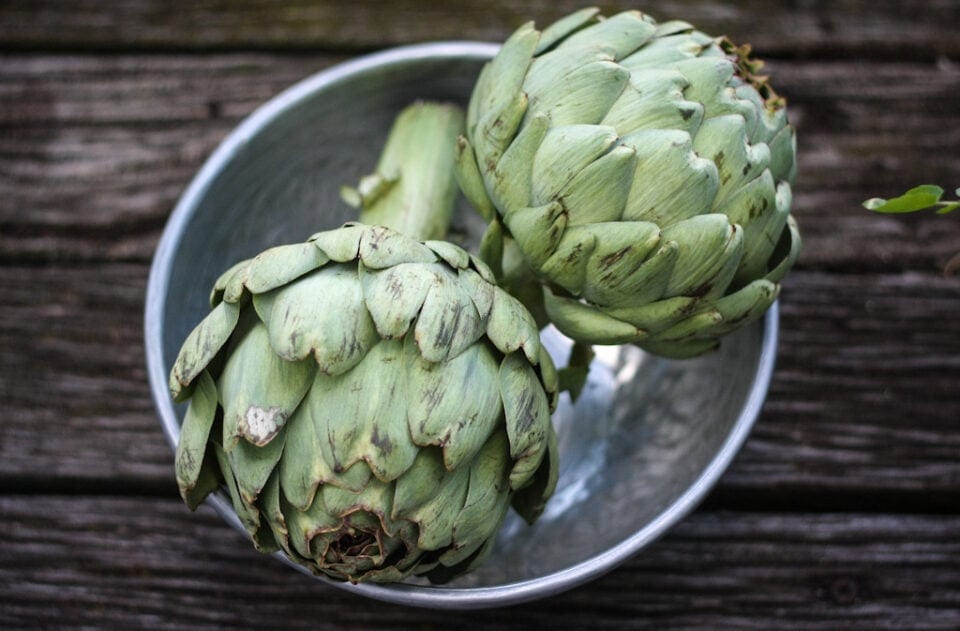Artischocken mit Vinaigrette