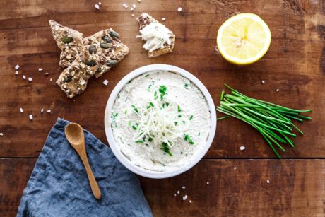 Veganer Cashew-Frischkäse mit Meerrettich