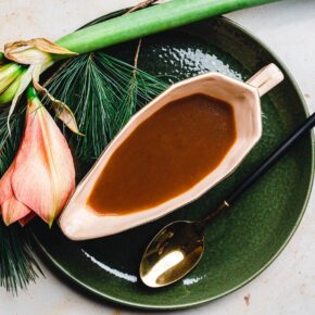 Eat this! Die beste vegane Bratensauce