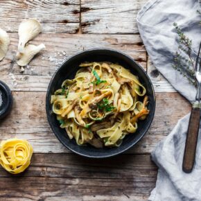 Fettuccine mit Austernpilzen & Thymian