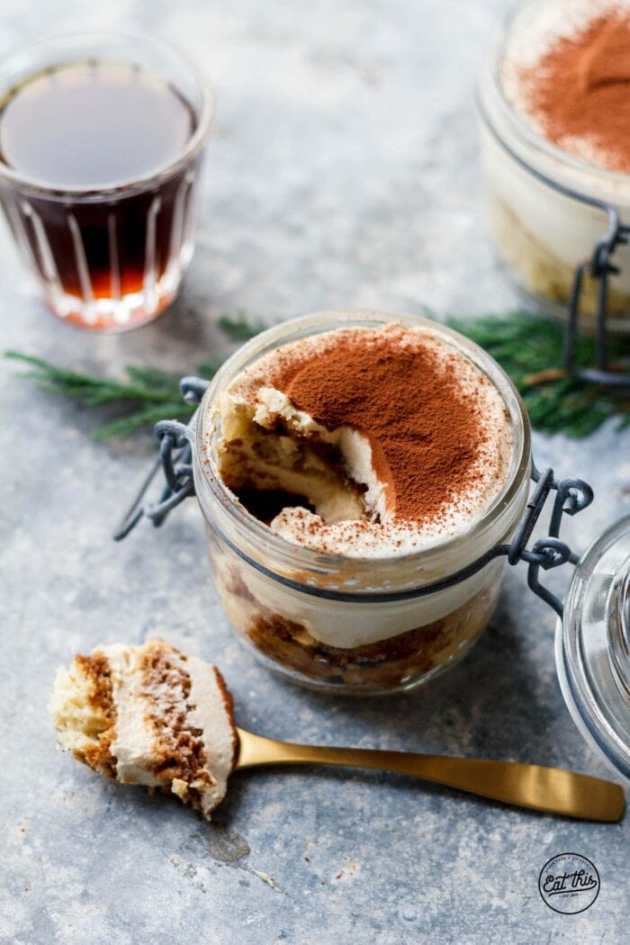 Tiramisu mit Cashew-Mascarpone