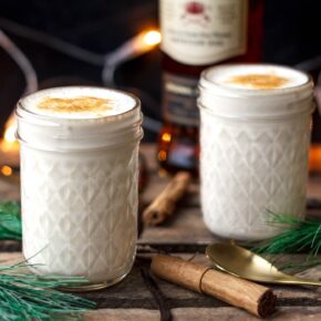 Veganer Eggnog mit Vanille & Zimt