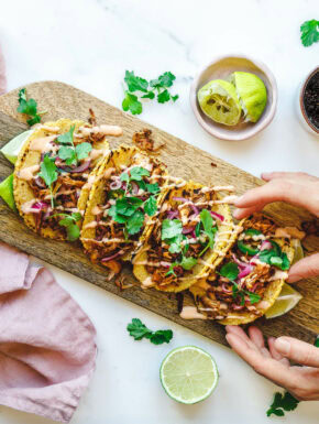 Vegane Jackfruit Tacos mit Quick Pickles