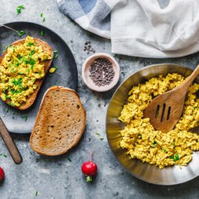 Veganes Rührei mit Tofu und Kala Namak