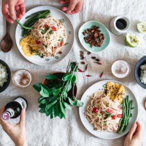 Kohlrabisalat auf thailändische Art / Kohlrabi Som Tam