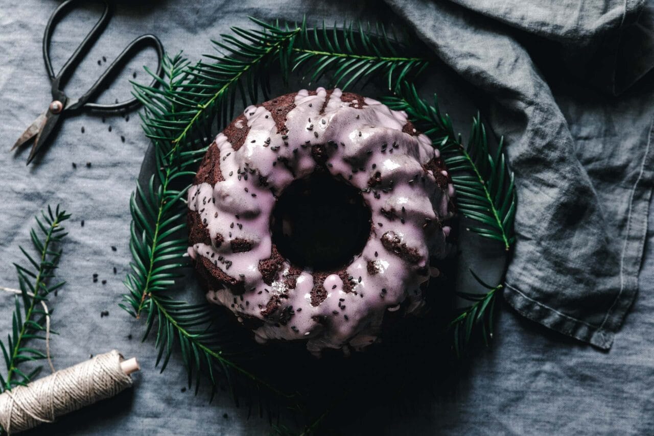 Veganer Rotweinkuchen mit Lebkuchengewürz