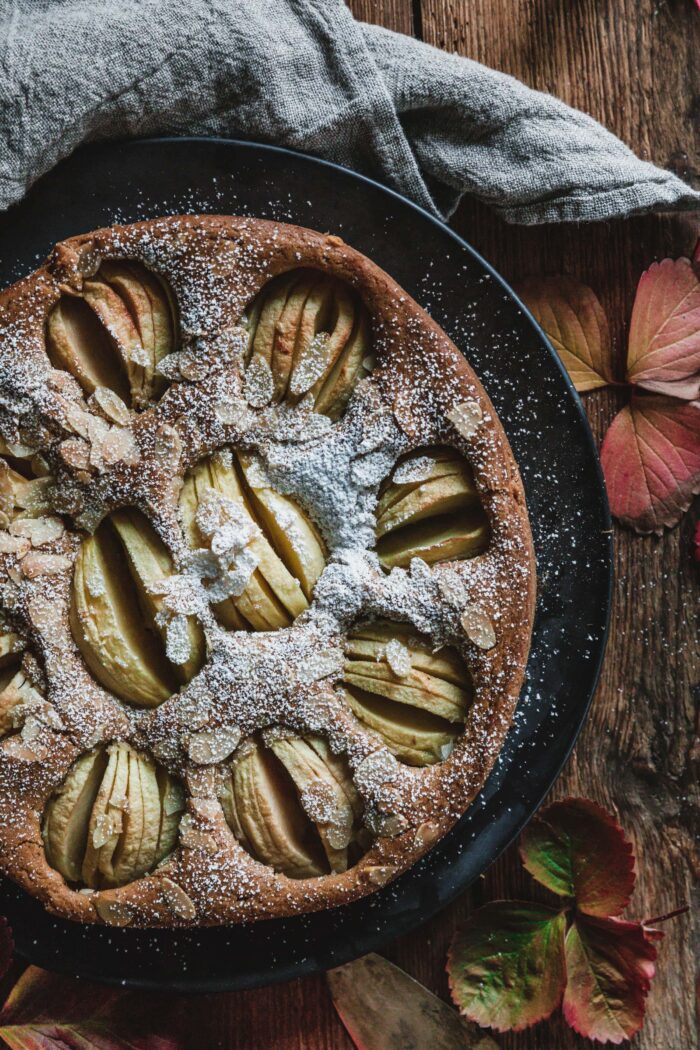 Veganer versunkener Apfelkuchen mit Baileys Almande