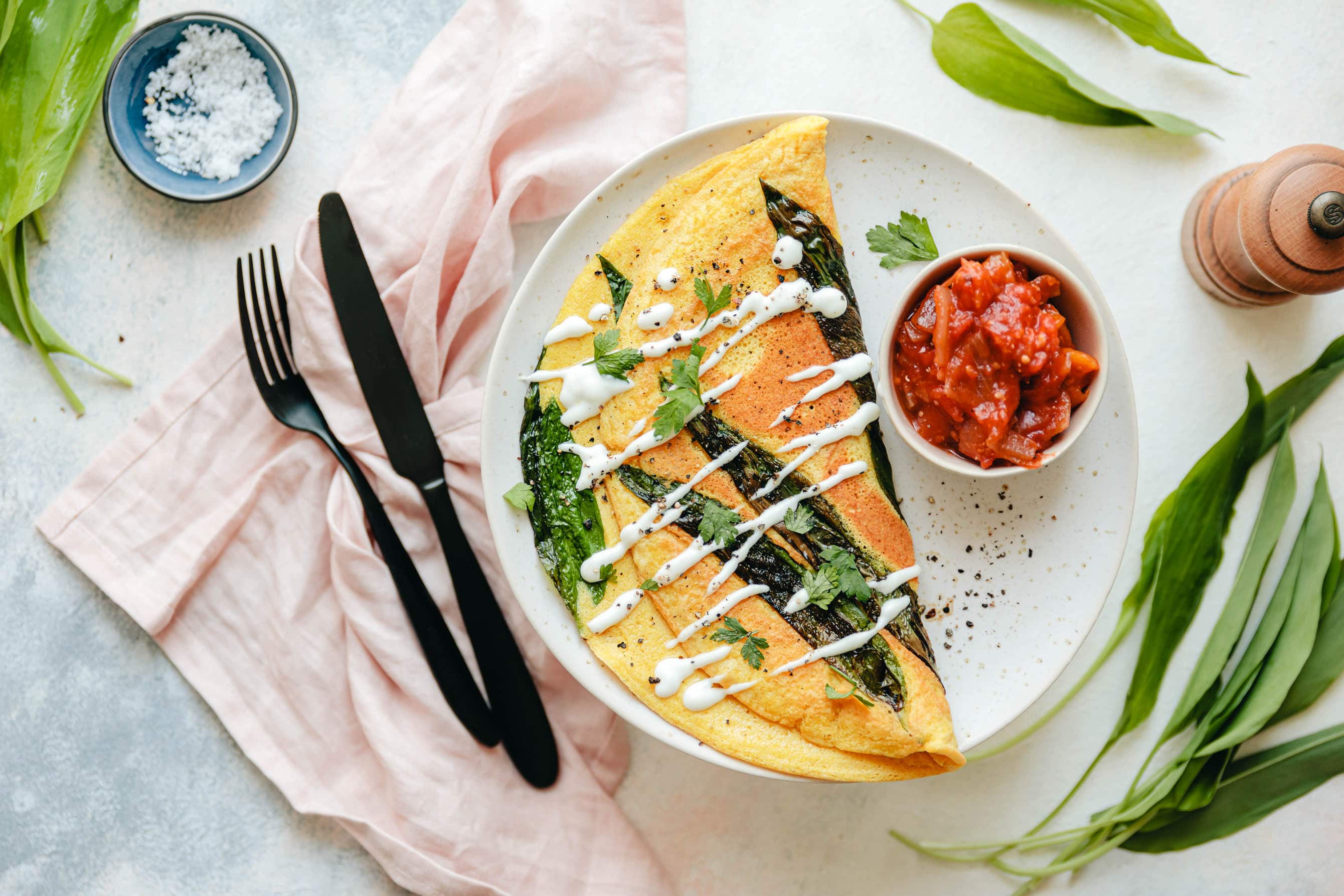 Veganes Omelette mit Kichererbsenmehl & Bärlauch