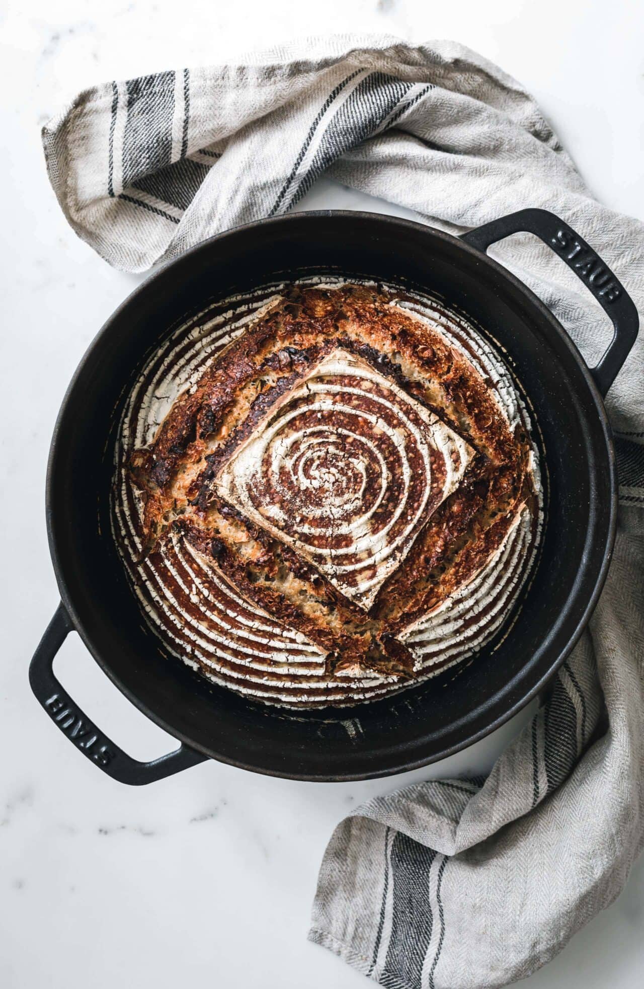 Sauerteig-Mehrkornbrot mit Dinkel &amp; Roggen · Eat this!