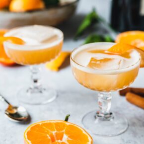 Veganer Gin Sour mit Mandarine & Zimt