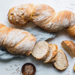 Einfaches Wurzelbrot