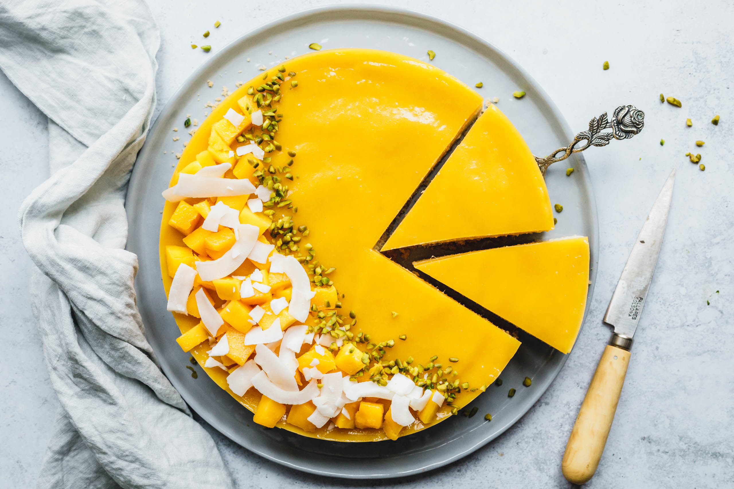 No Bake Mango Cake · Eat this! Foodblog • Vegane Rezepte • Stories
