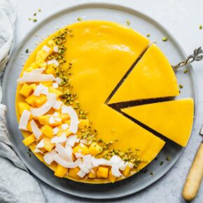 No Bake Mango Cake