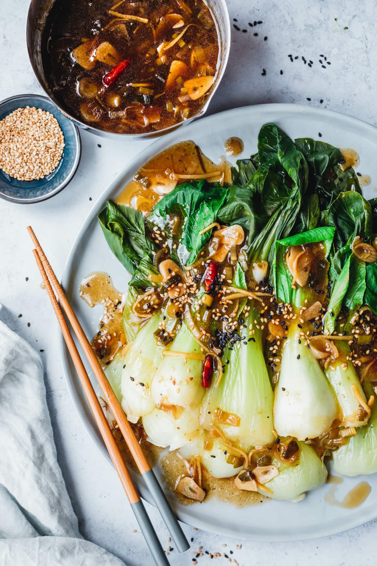 Gedämpfter Pak Choi mit Knoblauch-Ingwer-Sauce · Eat this! Food Blog Gedämpfter Pak Choi mit Knoblauch-Ingwer-Sauce · Eat this! Food Blog