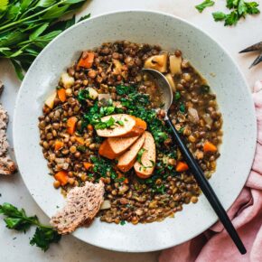 Nadines liebster veganer Linseneintopf