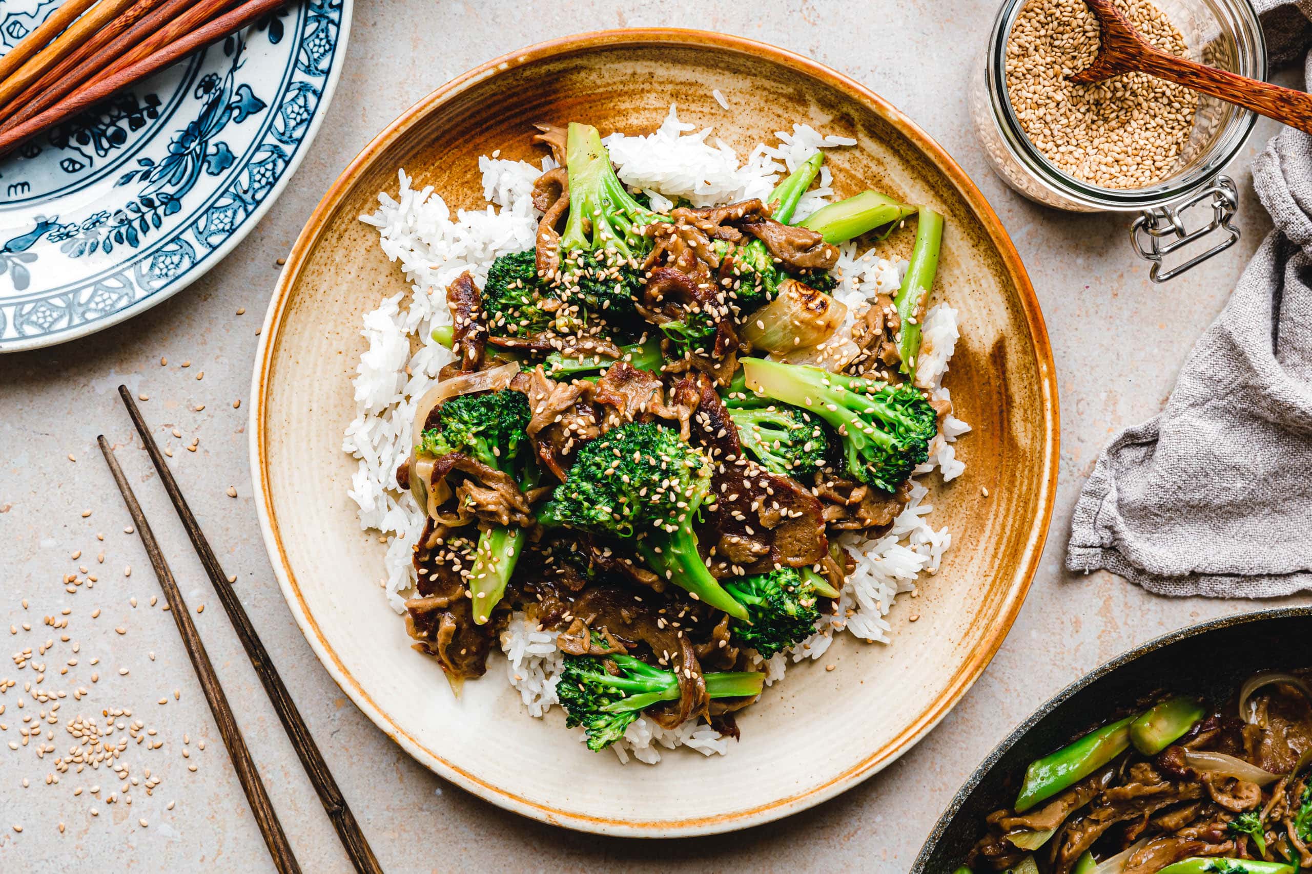 Vegan Beef and Broccoli – Brokkoli-Stir-fry mit Seitan