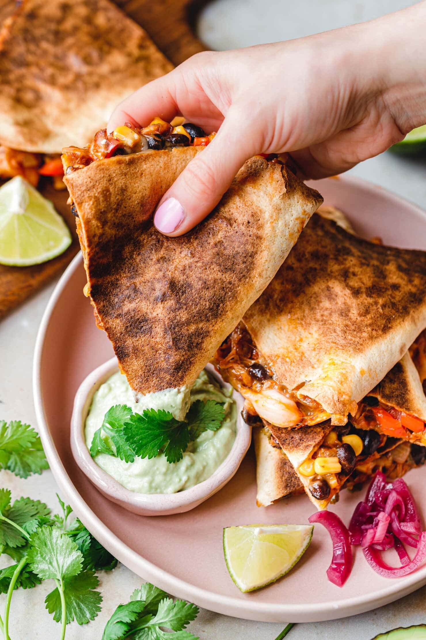 Schnelle vegane Quesadillas mit Jackfruit · Eat this!
