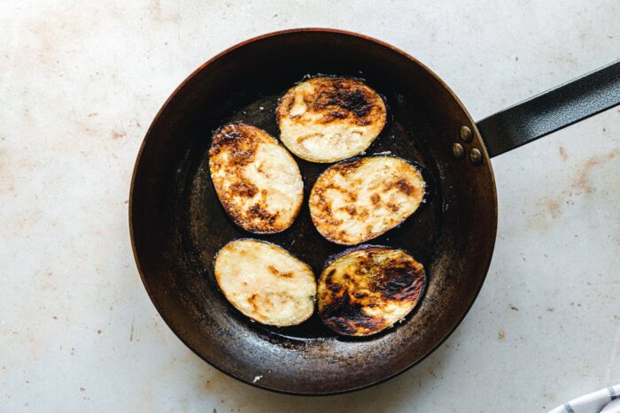 Gebratene Auberginen