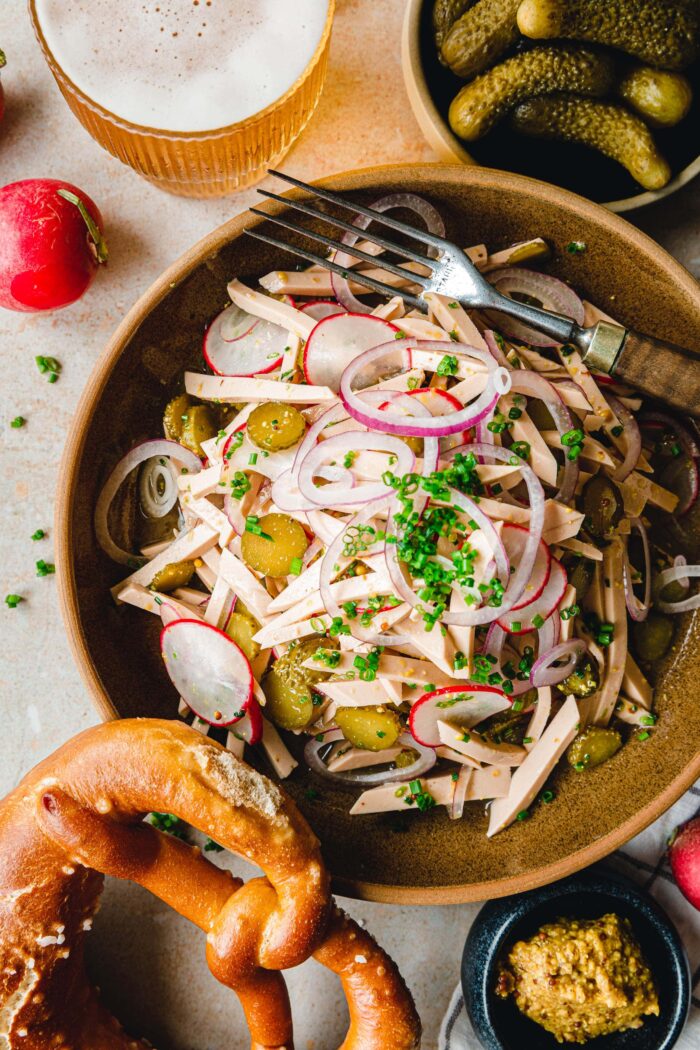 Veganer Wurstsalat