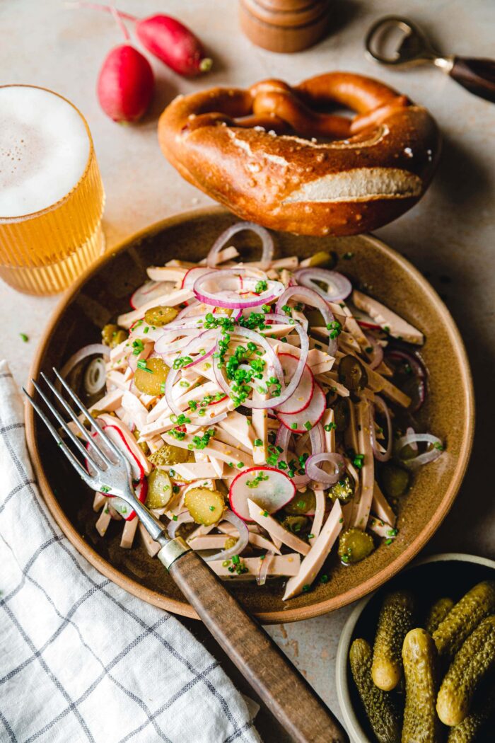 Veganer Wurstsalat