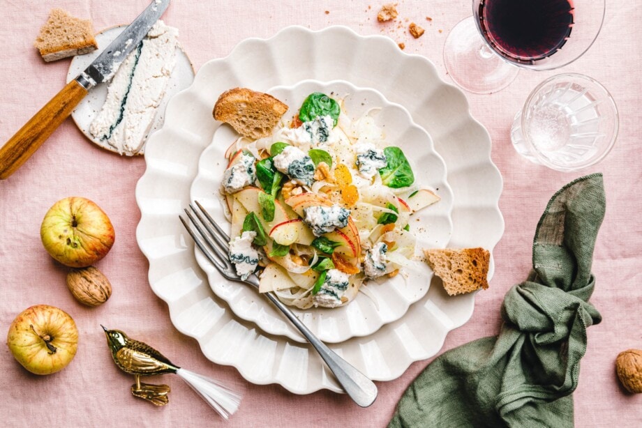 Apfel-Fenchel-Salat mit veganem Blauschimmelkäse · Eat this! Foodblog ...