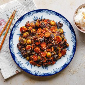 Gerösteter Gochujang-Rosenkohl