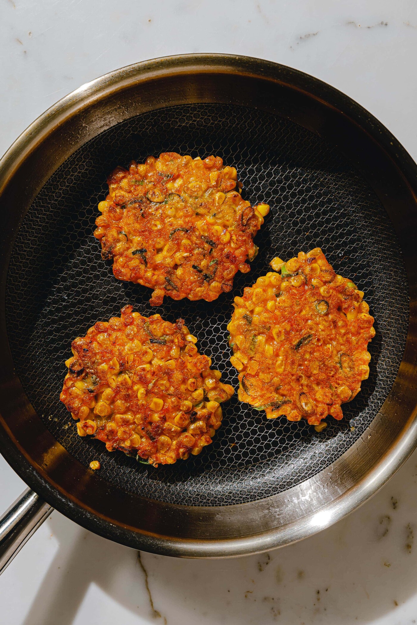 Maispuffer mit Gochujang · Eat this! Maispuffer mit Gochujang · Eat this!