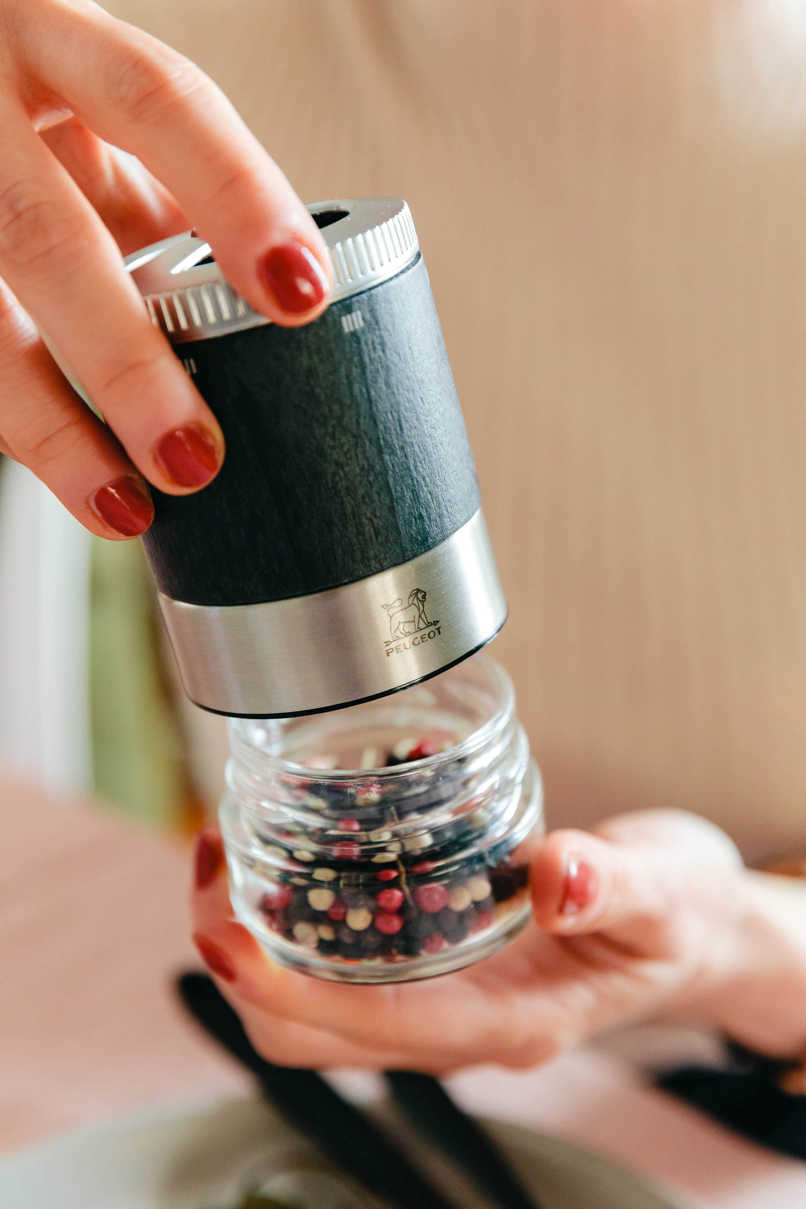 Pfeffer-Tofu-Steaks und Antipasti-Gemüse vom Blech · Eat this! Pfeffer-Tofu-Steaks und Antipasti-Gemüse vom Blech · Eat this!