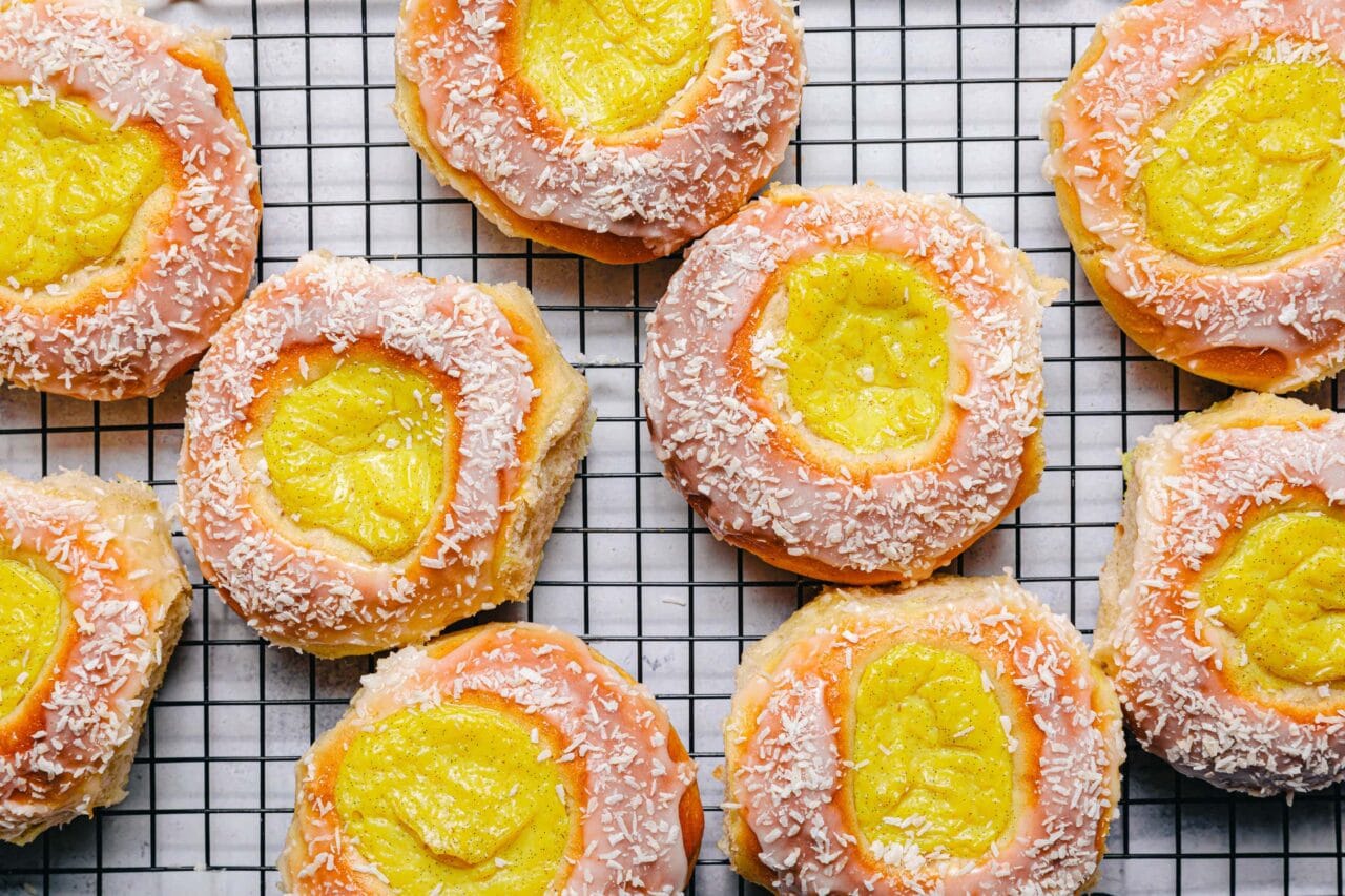 Vegane Skolleboller – norwegische Puddingteilchen