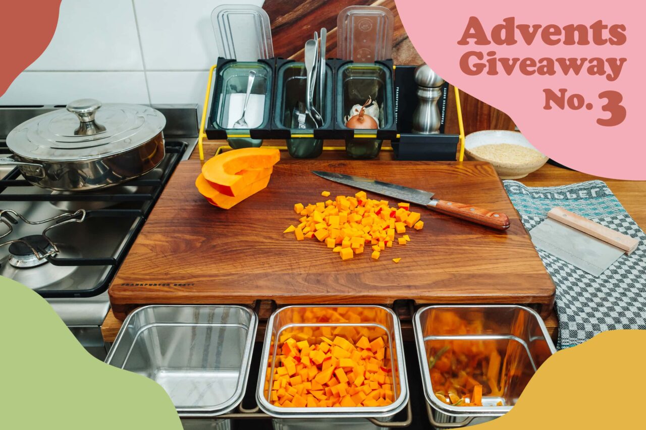 GIVEAWAY! Frankfurter Brett Set