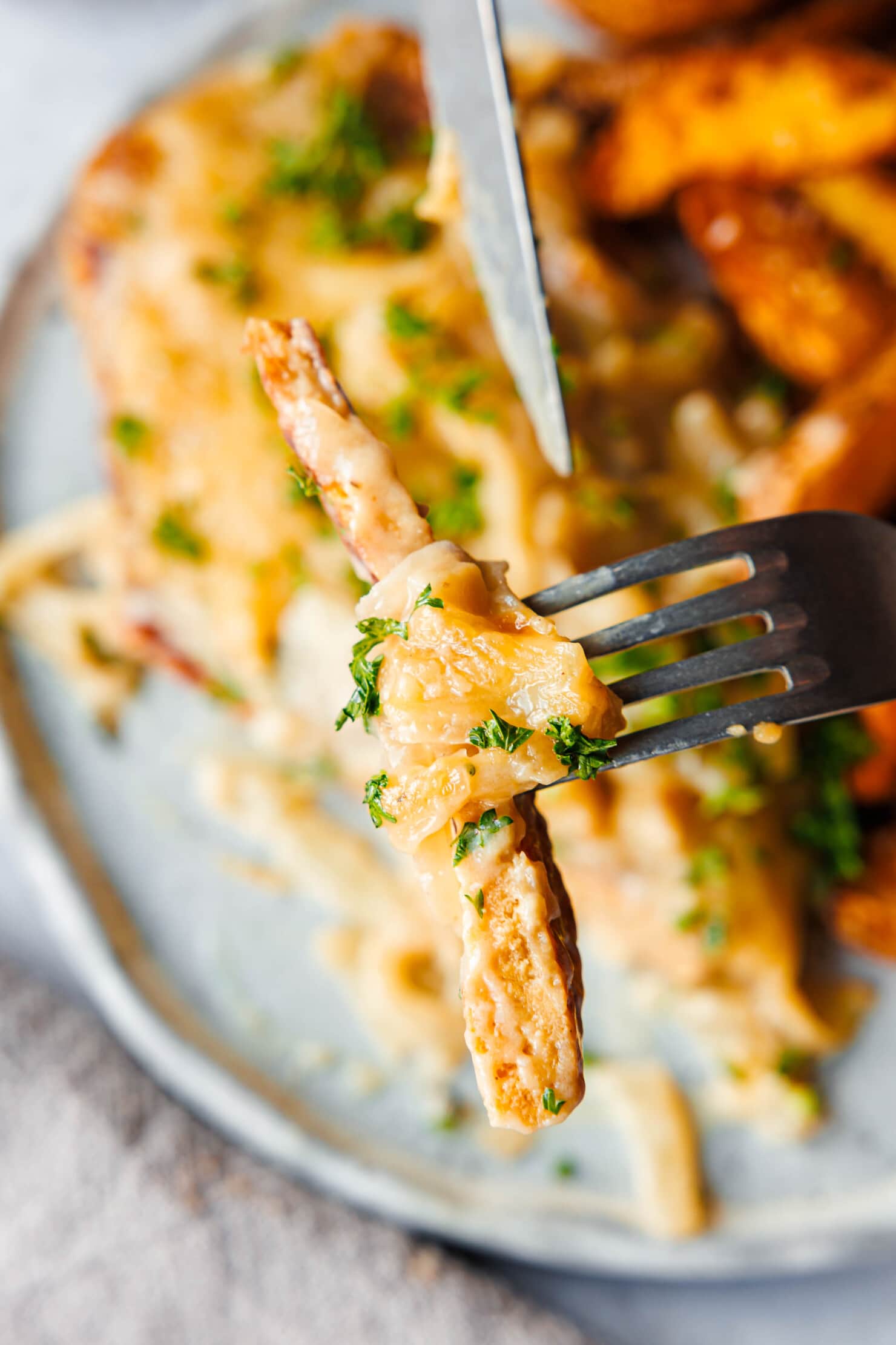 Veganes Zwiebel-Sahne-Schnitzel aus dem Ofen · Eat this!