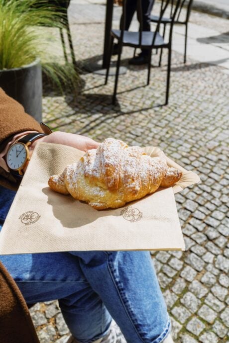 Veganes Croissant bei The Sanctuary in Berlin