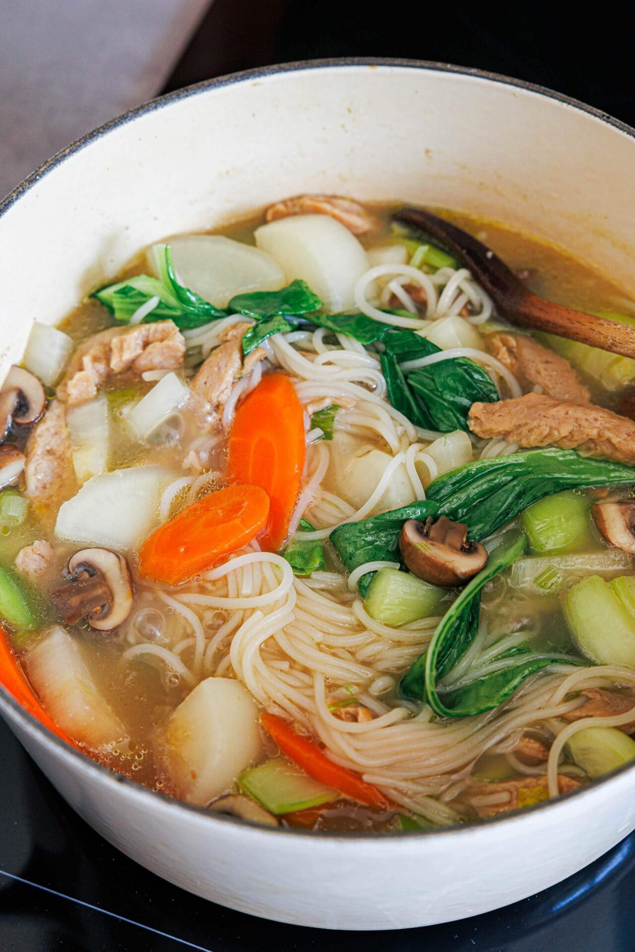 Zubereitung vegane Reisnudelsuppe