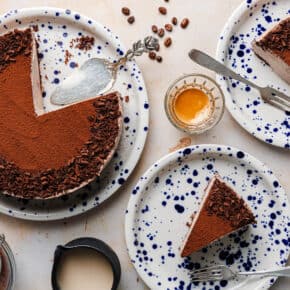 Veganer Espresso-Cheesecake ohne Backen