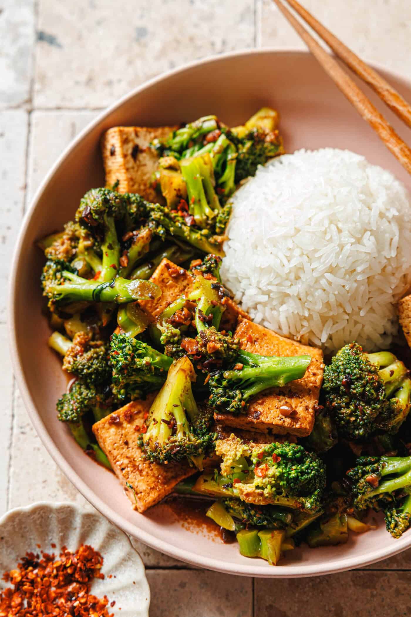 Das einfachste Brokkoli-Tofu-Stir-Fry · Eat this! Das einfachste Brokkoli-Tofu-Stir-Fry · Eat this!