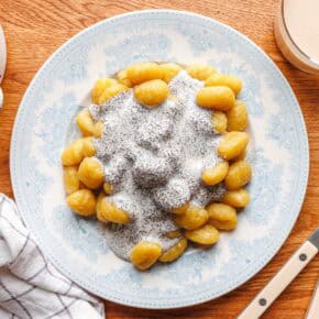 Blitzschnelle Mohn-Gnocchi