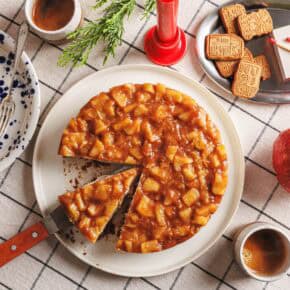 Veganer Bratapfel-Cheesecake ohne Backen